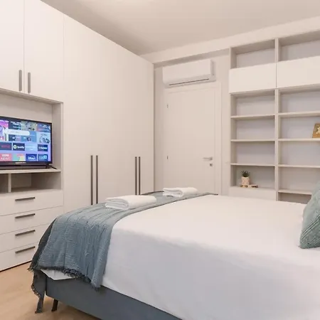 Bright & Modern 4 Bedrooms In Center Casa de Férias